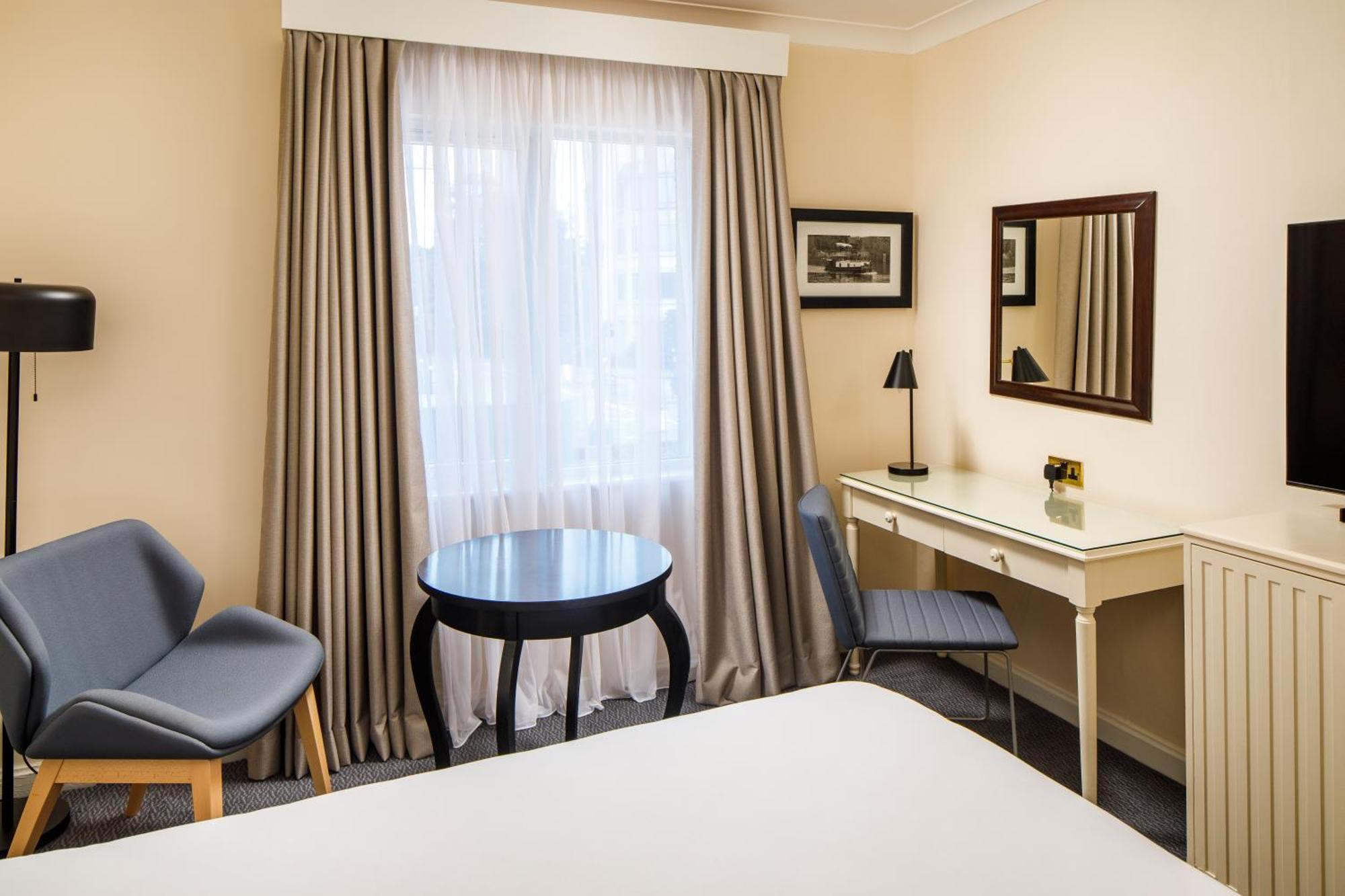 Hotel Sunday London Heathrow T5 3*